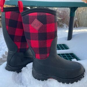 Kids' Black and Red Plaid Snow Boots